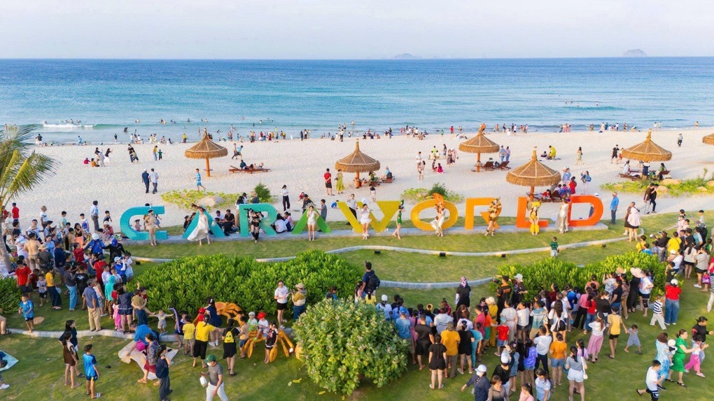 CaraWorld Cam Ranh được vinh danh “Top 10 đô thị du lịch, nghỉ dưỡng, giải trí tốt nhất Việt Nam” - 2