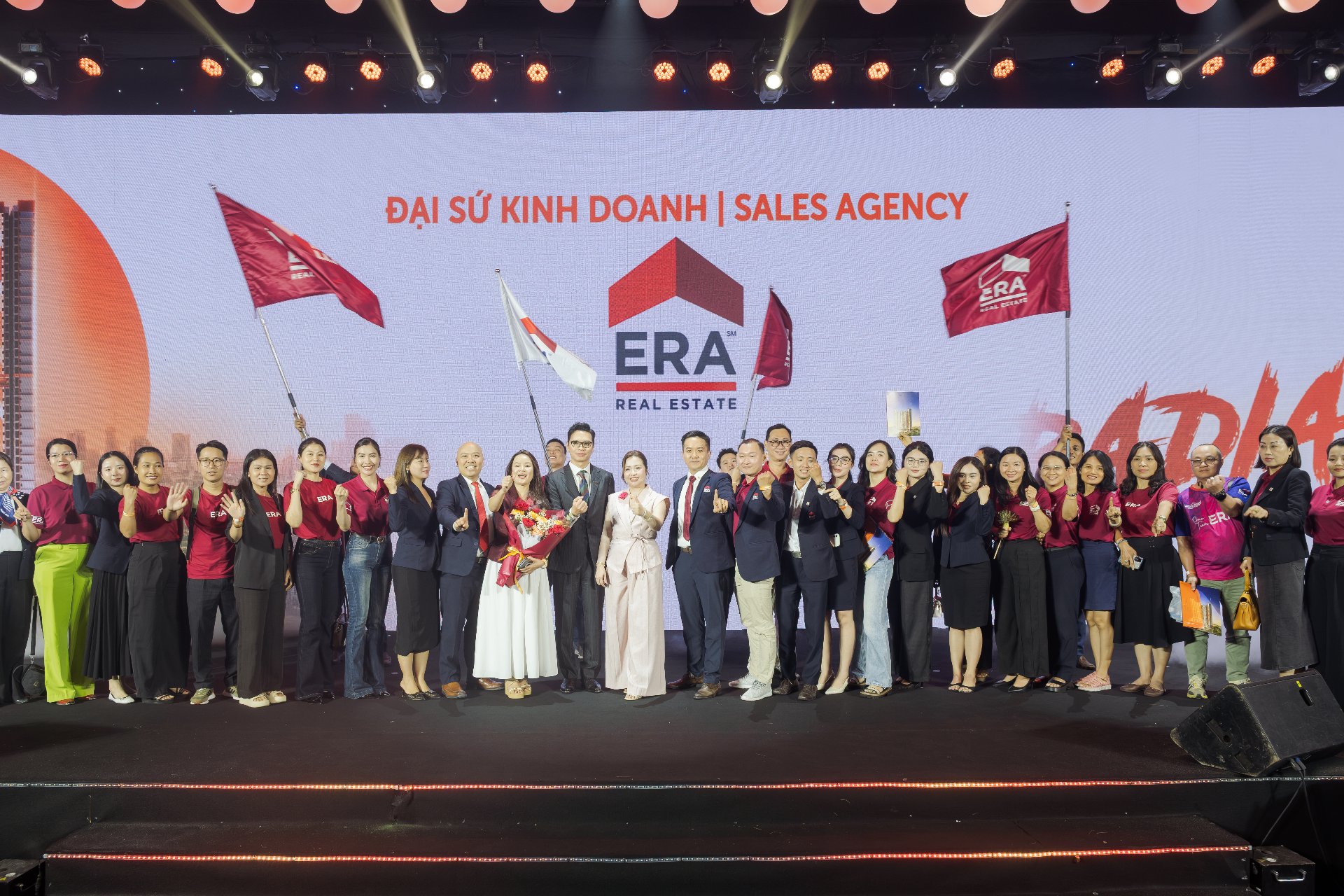 Lễ Kick-off SkySOLIS: ERA Vietnam bùng nổ khí thế, sẵn sàng chinh phục thị trường